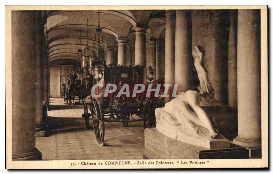 CPA Chateau de Compiegne Salle des Colonnes Les Voitures