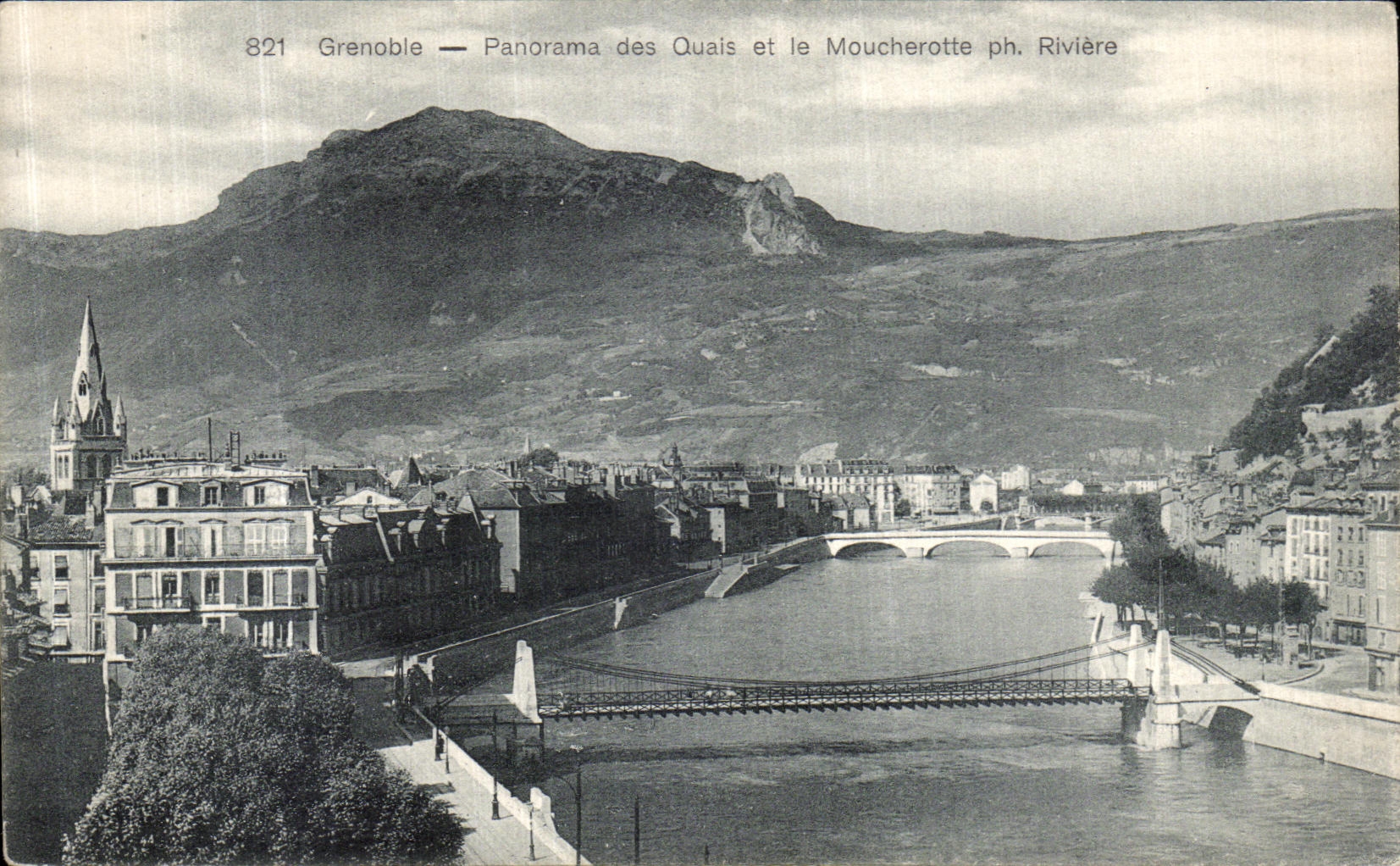 Grenoble — Panorama des Quais et le Moucherotte — ph. Rivière