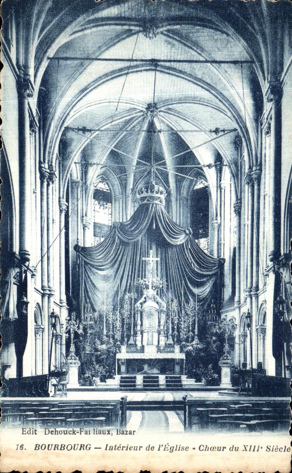 CPA Bourbourg Interieur de l Eglise Choeur du XIII Siecle