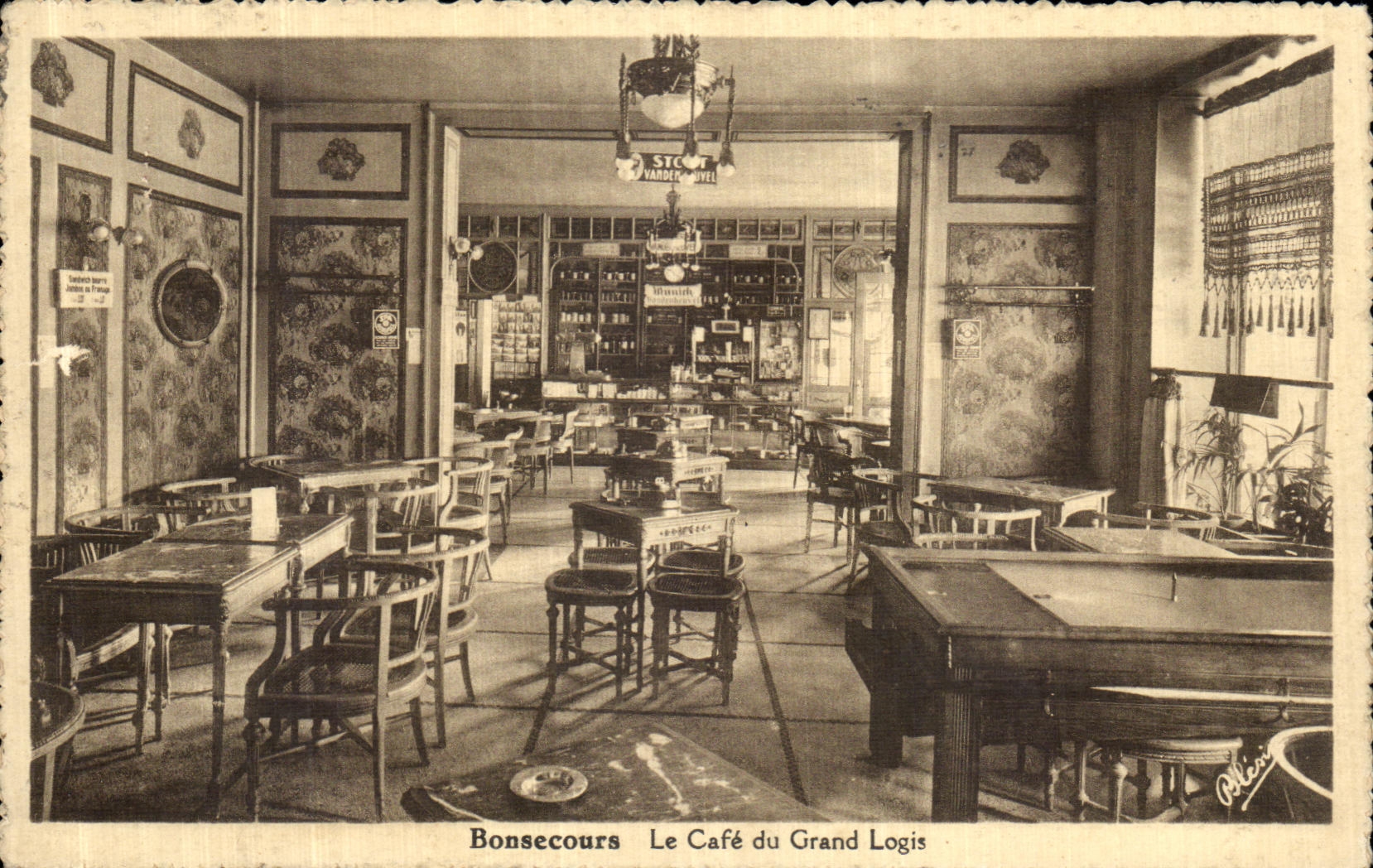 CPA Bonsecours Le Cafe du Grand Logis Billard