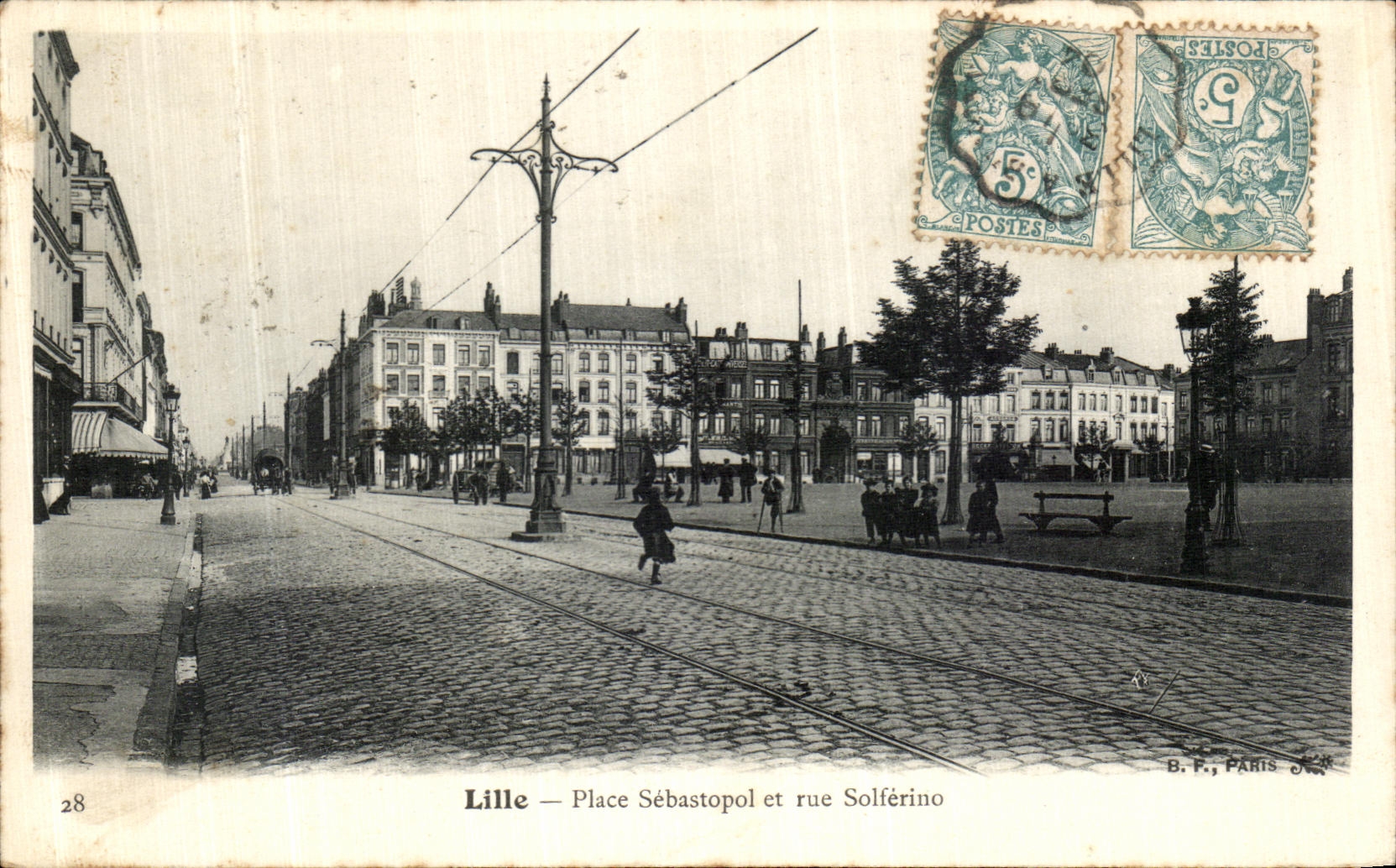 CPA Lille Place Sebastopol et rue Solferino 