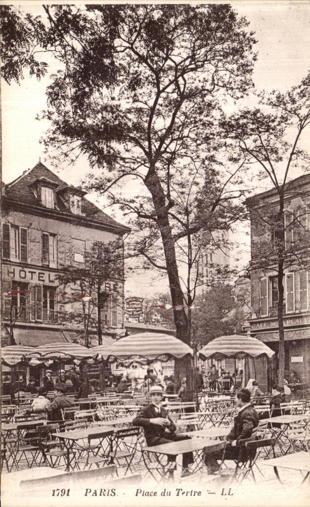 CPA Paris Place du Tertre Montmartre
