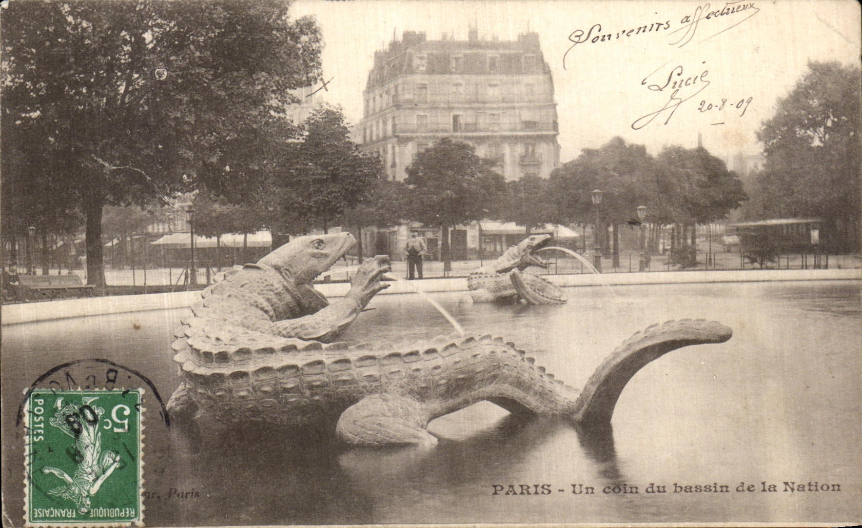 CPA Paris Un coin du bassin de la Nation Salamandre