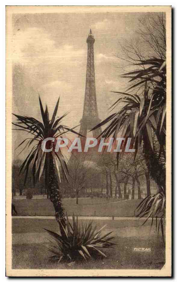 CPA Paris Tour Eiffel Vue du Jardin du Trocadero