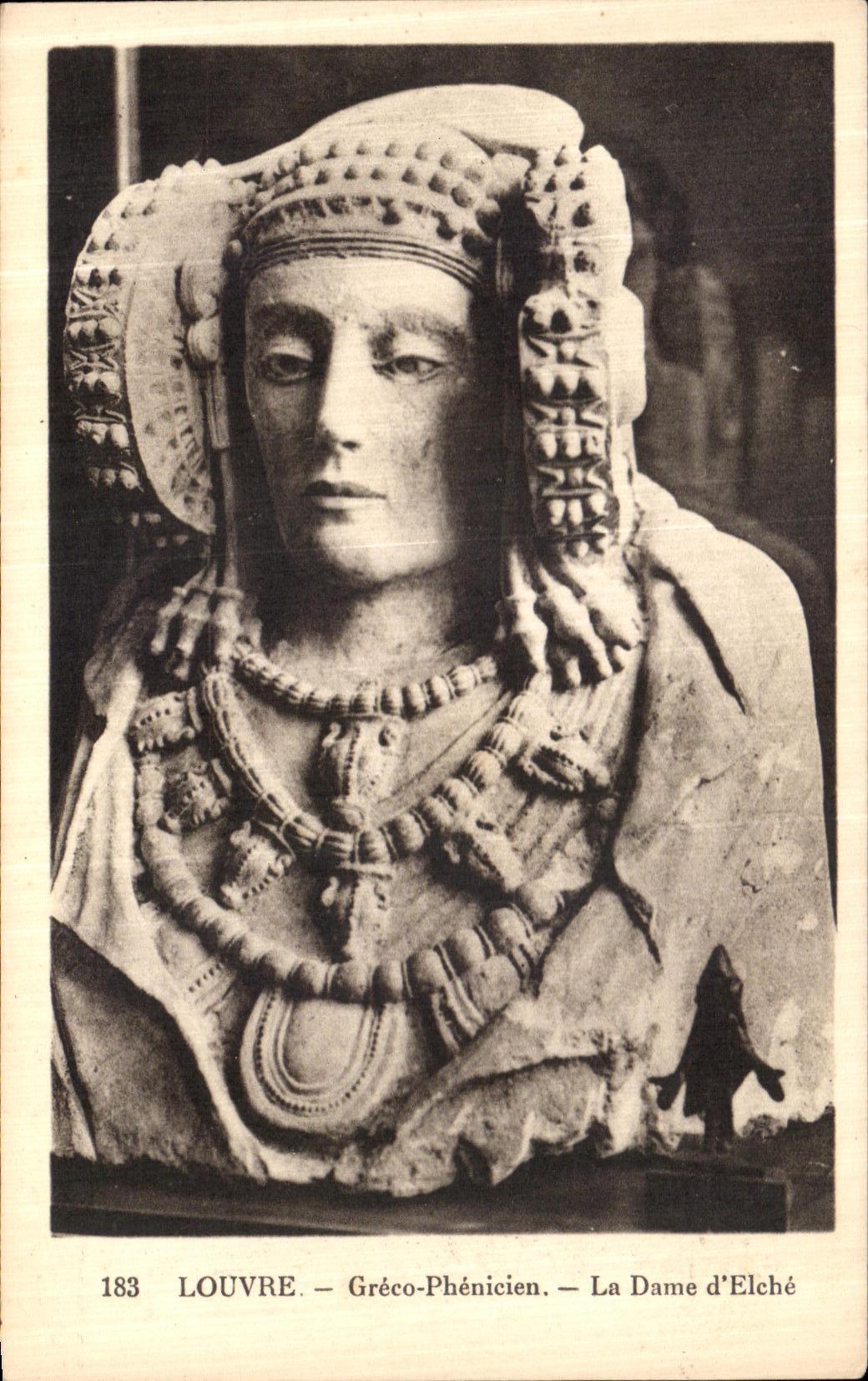 CPA Louvre Greco Phenicien La Dame d Elche