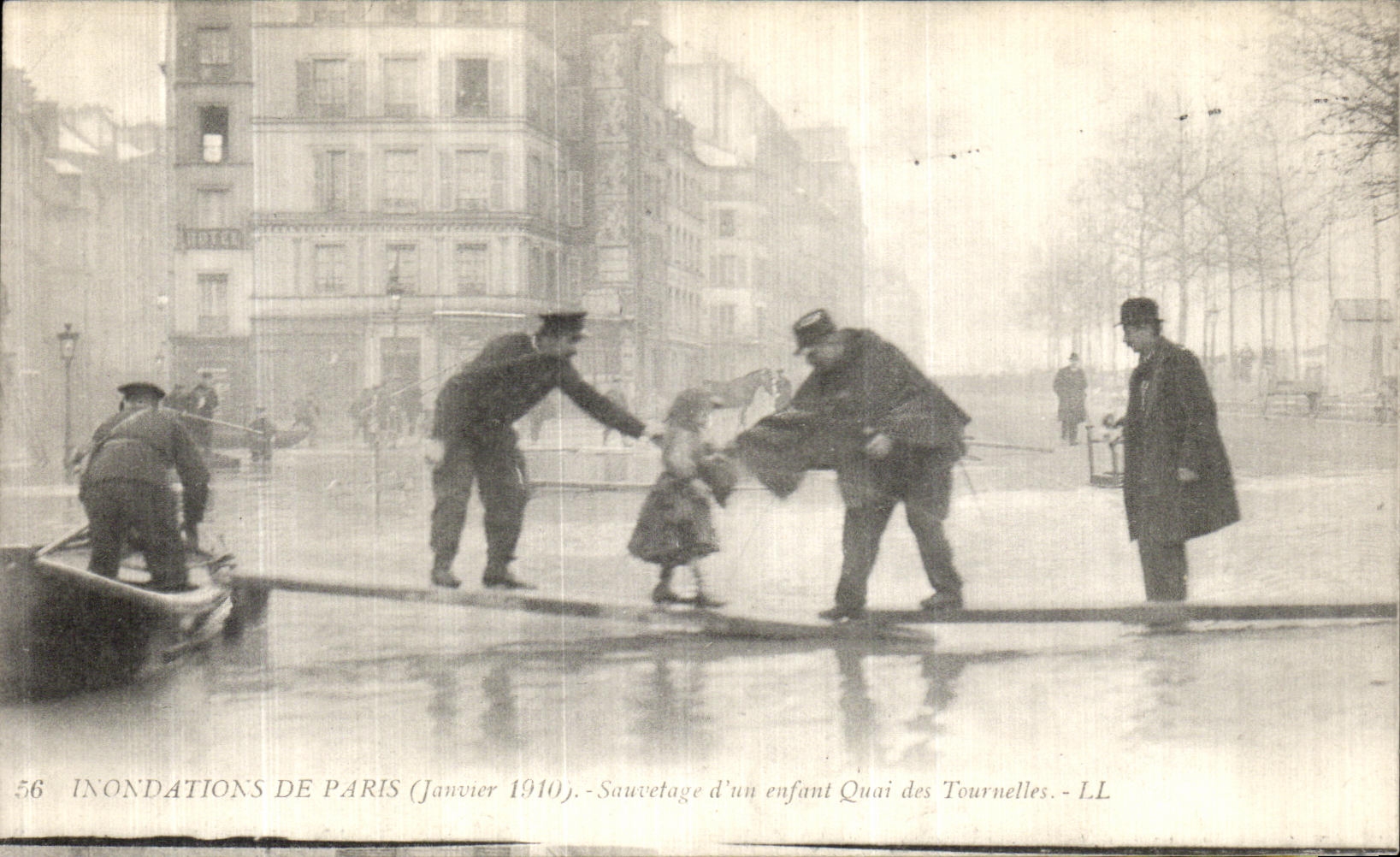 Inondations de Paris — Sauvetage d'un enfant au Quai des Tournelles — LL, n°56
