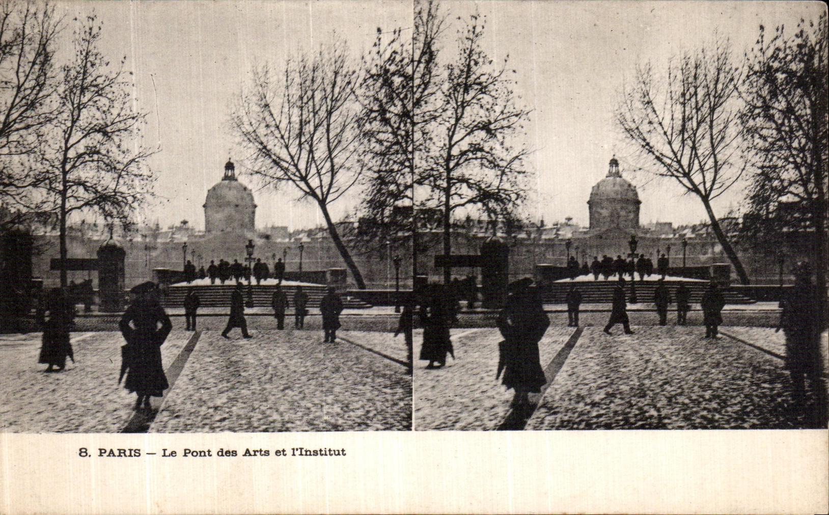 CPA Paris Le Pont des Arts et I Institut