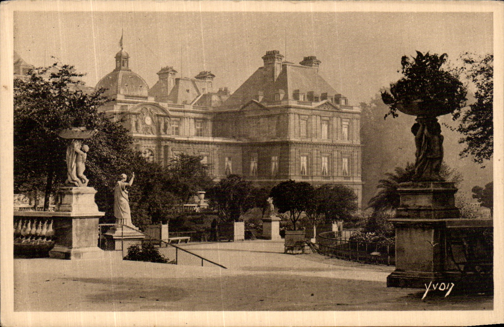 CPA Paris En Flanant Palais et jardin du Luxembourg