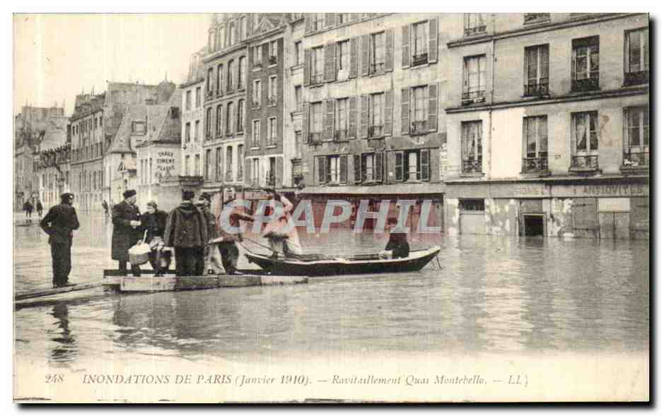 CPA Inondations De Paris Ravitaillement Quai Montebello