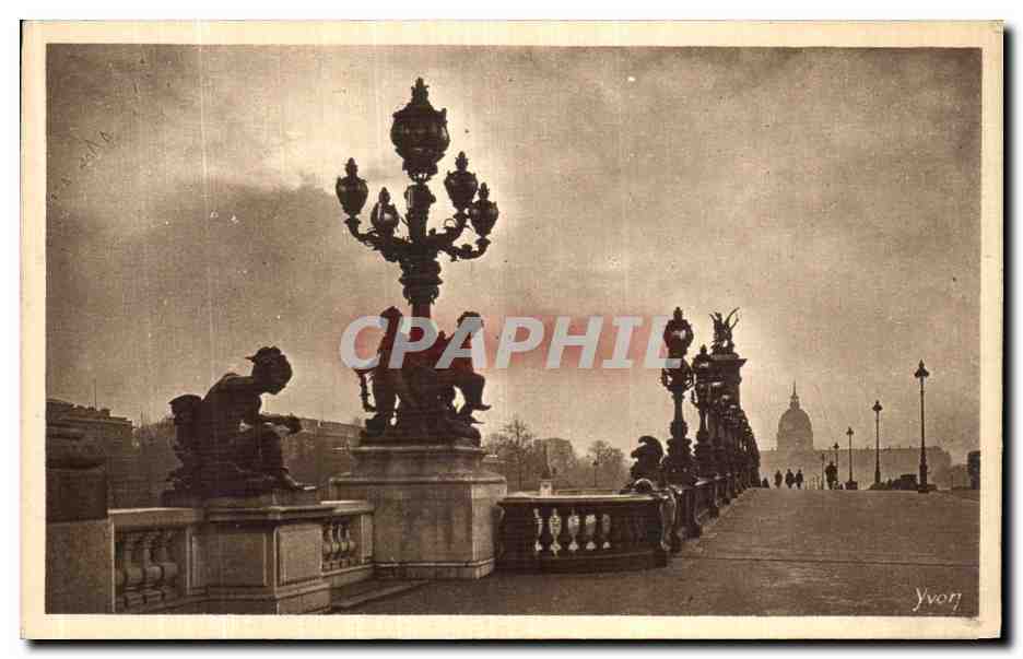 CPA Paris Motifs Decoratifs du Pont Alexandre III