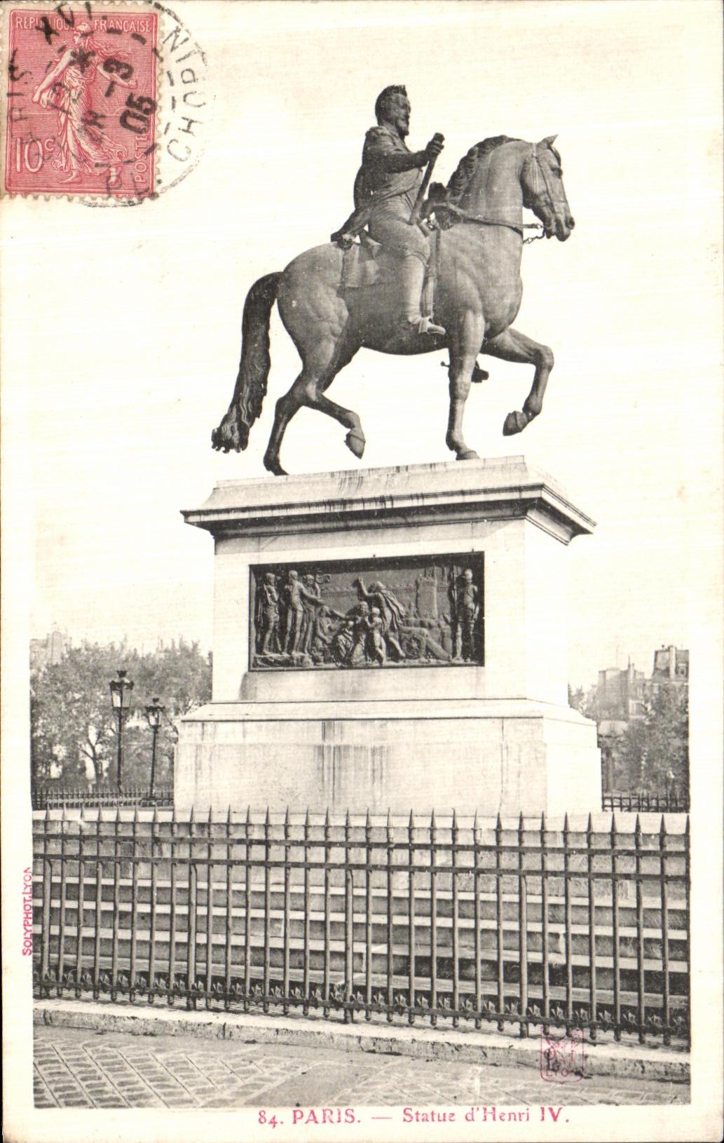CPA Paris Statue d Henri IV