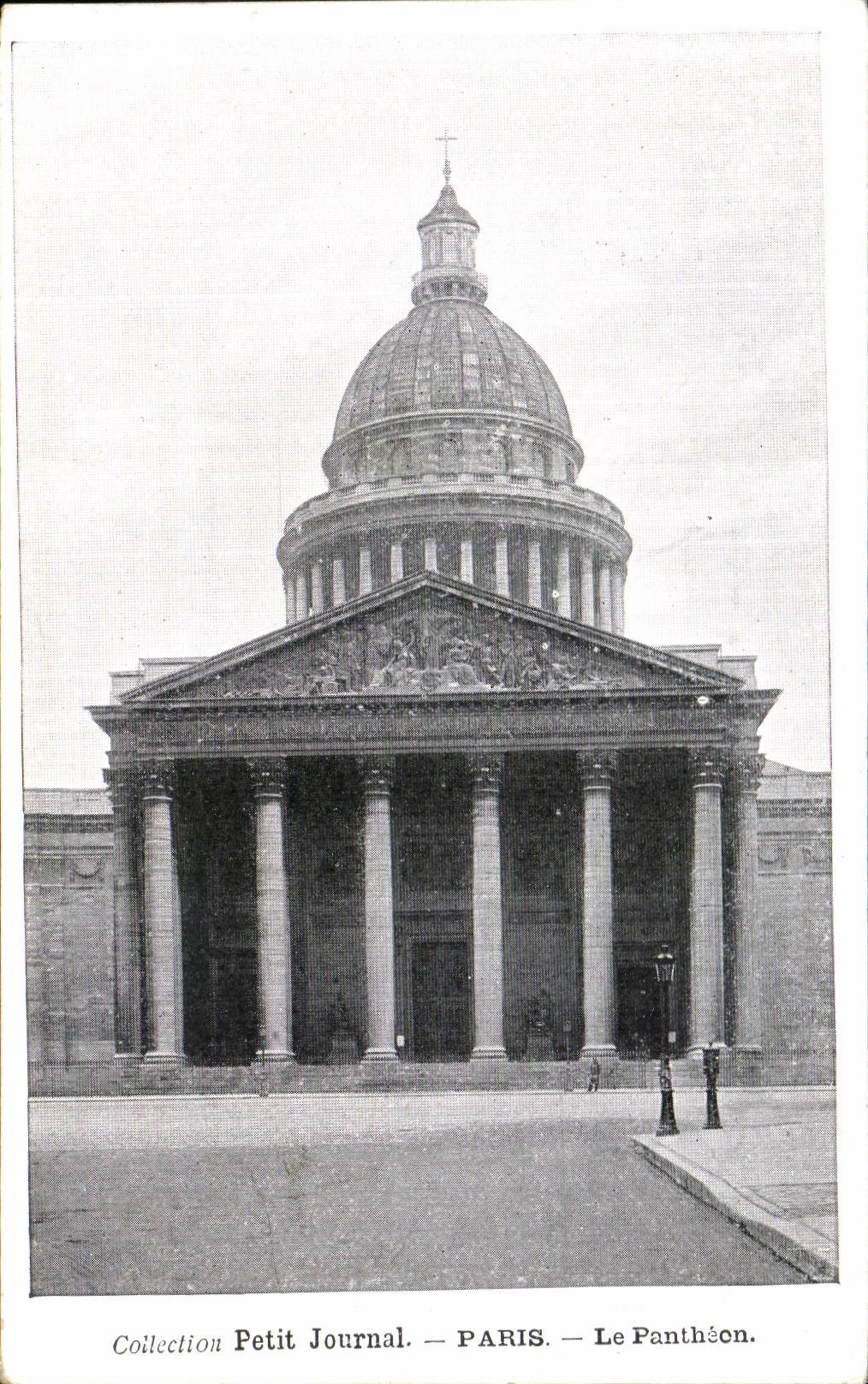 CPA Collection Petit Journal Paris Le Pantheon