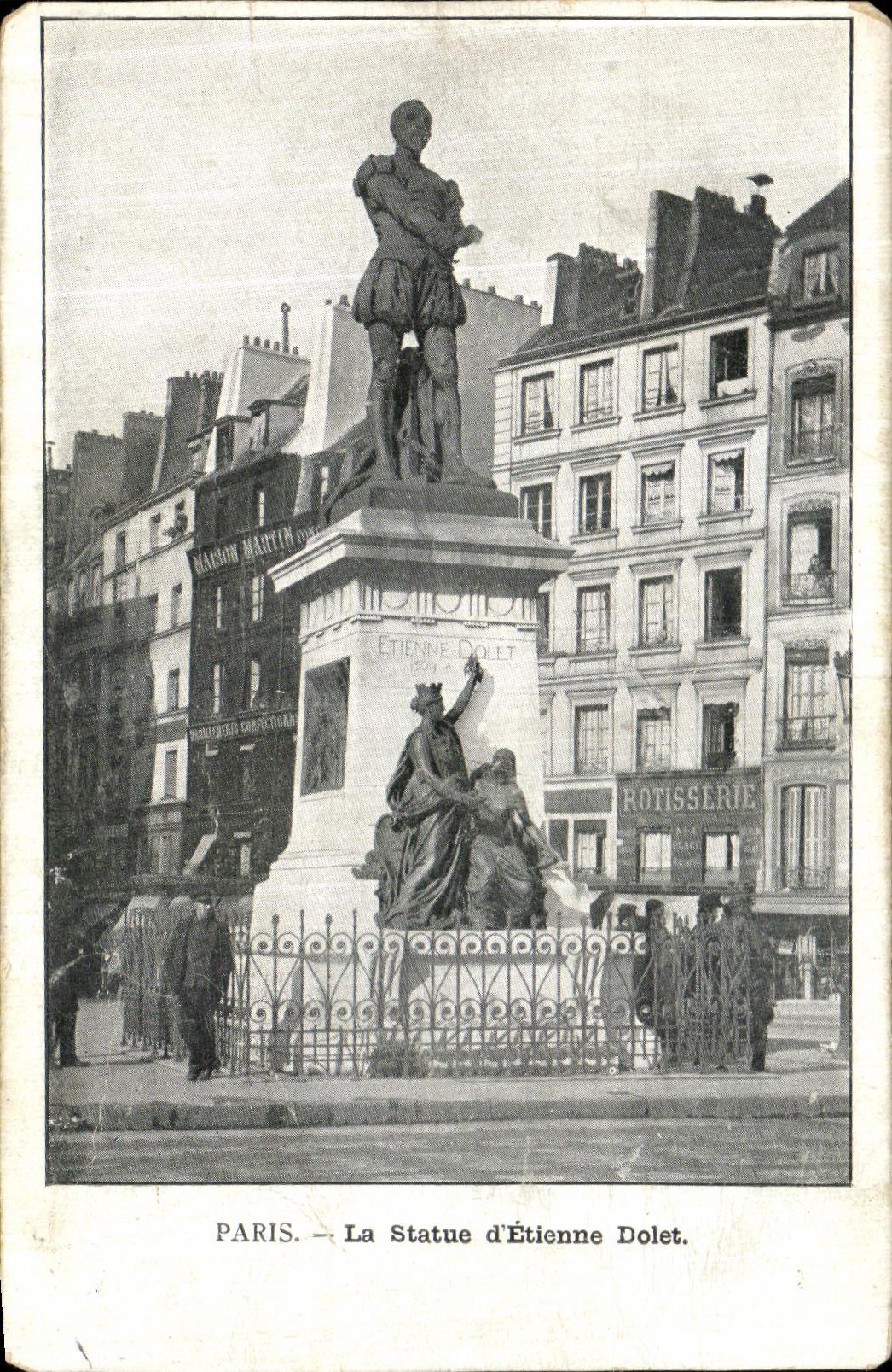 CPA Paris La Statue d Etienne Dolet