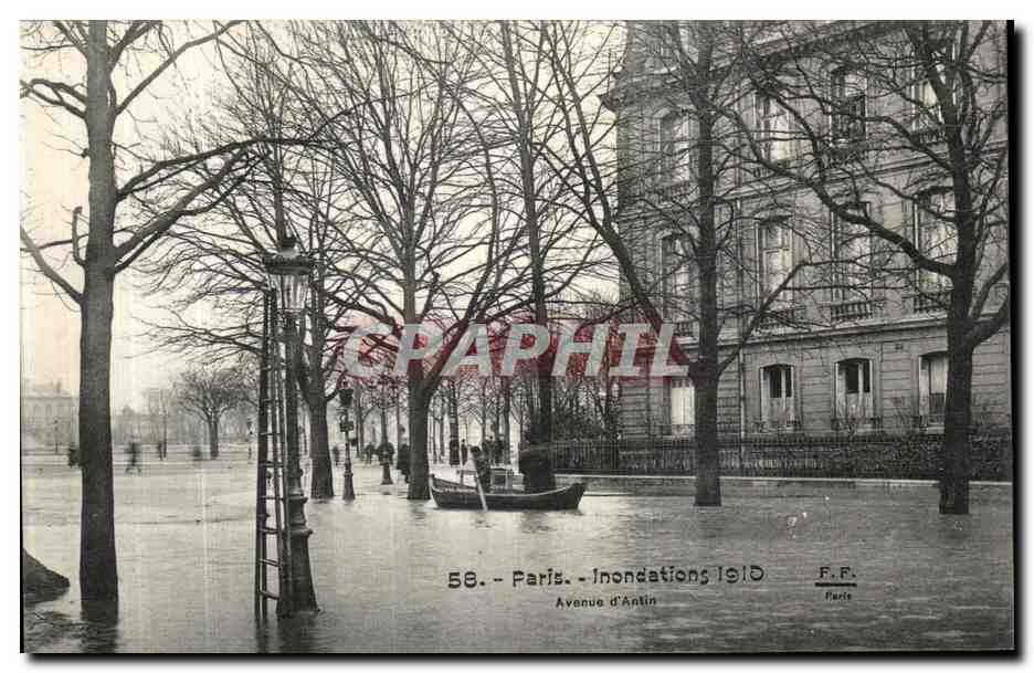 CPA Paris Inondations Avenue d Antin