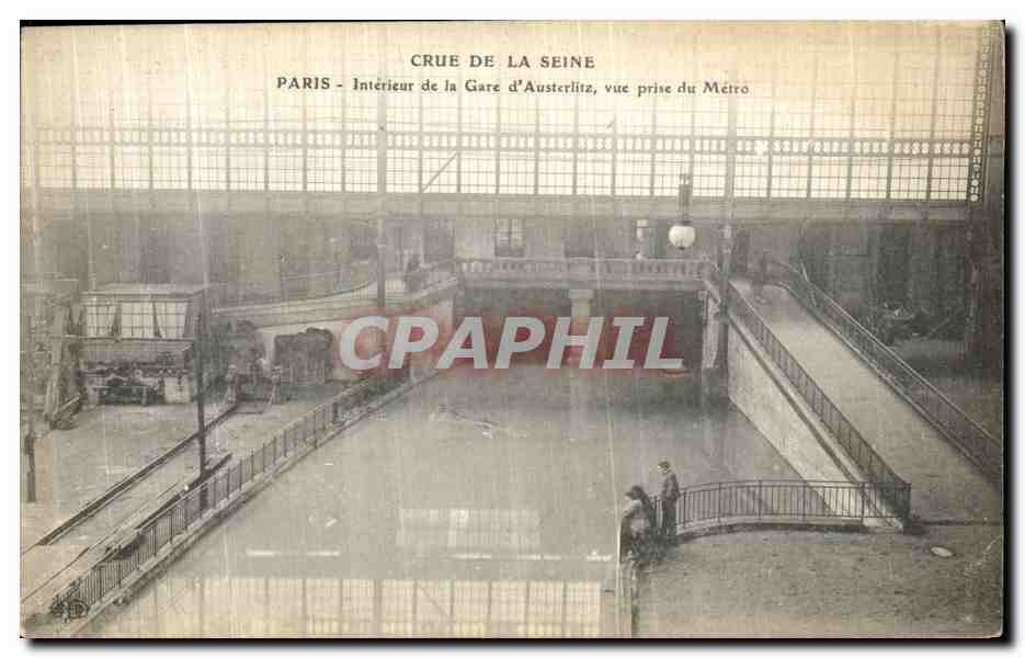 Crue de la Seine — Intérieur de la Gare d'Austerlitz, vue prise du Métro — Paris