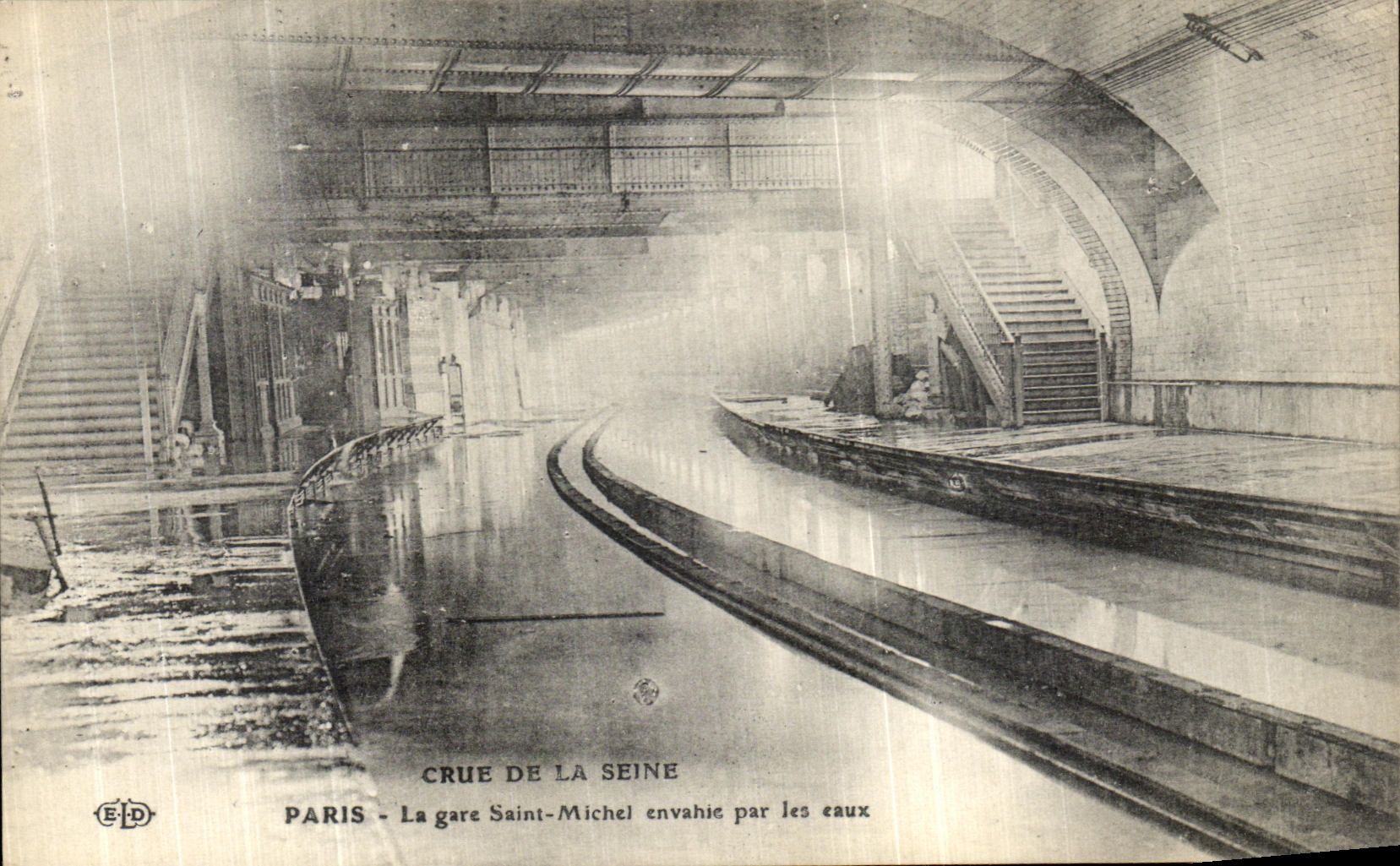 Paris - La gare Saint-Michel envahie par les eaux — Crue de la Seine — Édition ELD
