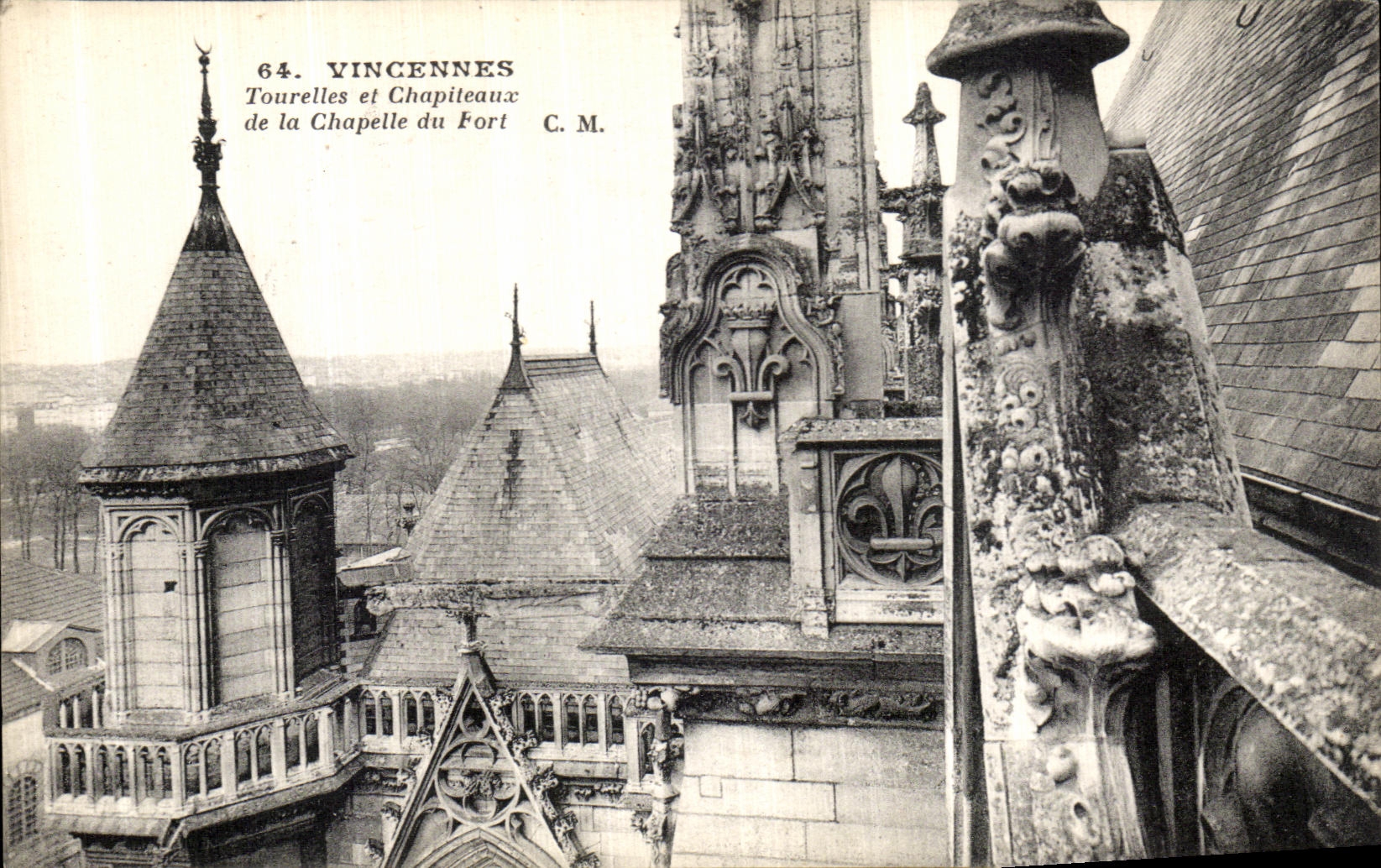 Vincennes — Torelles et Chapiteaux de la Chapelle du Fort — Edition Artistique C. M.