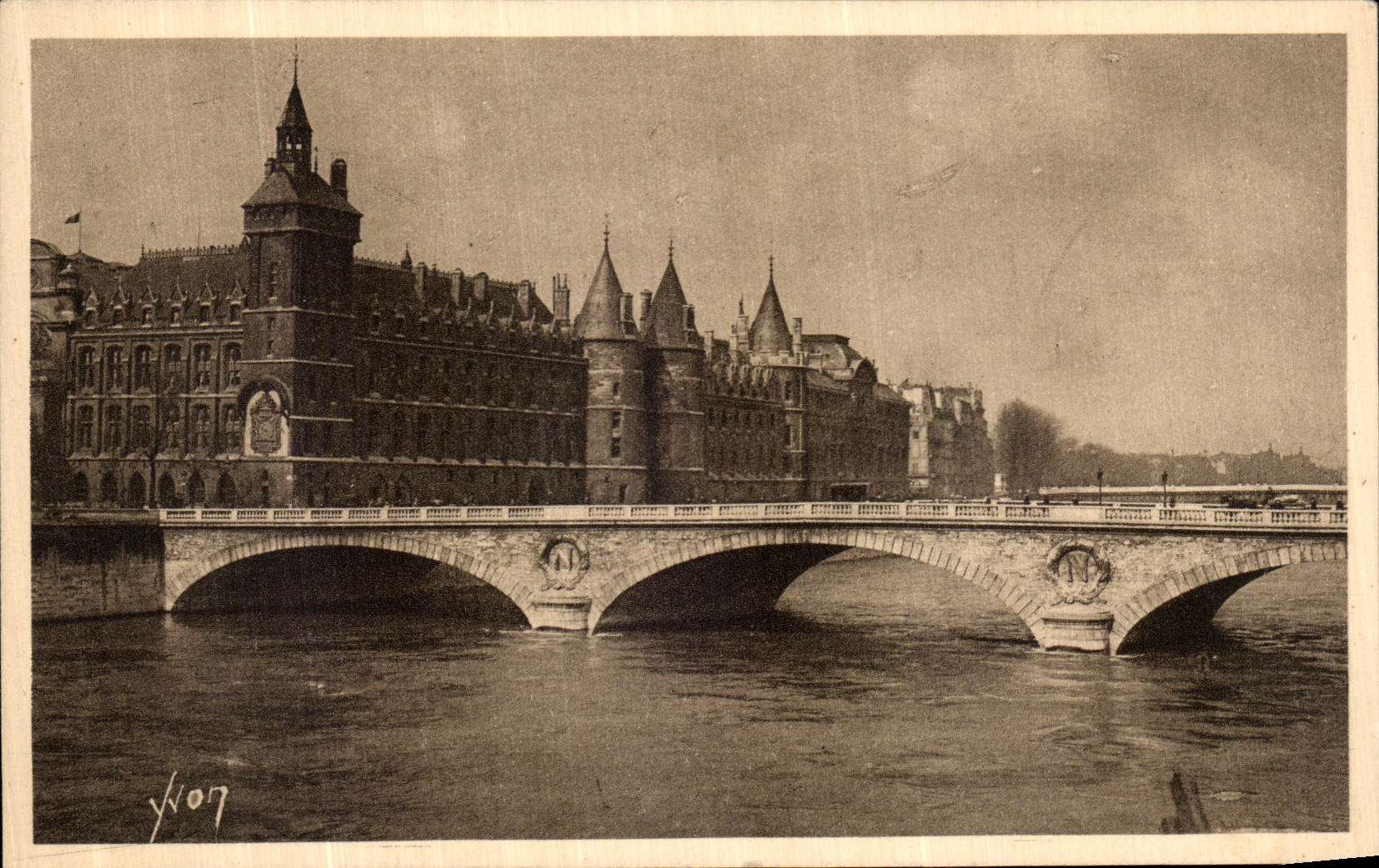 CPA Paris La conciergerie Palais de justice et pont au change