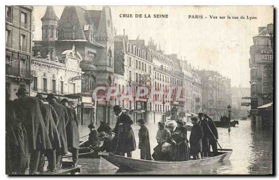CPA La Crue De La Seine Paris Vue Sur la rue de Lyon 