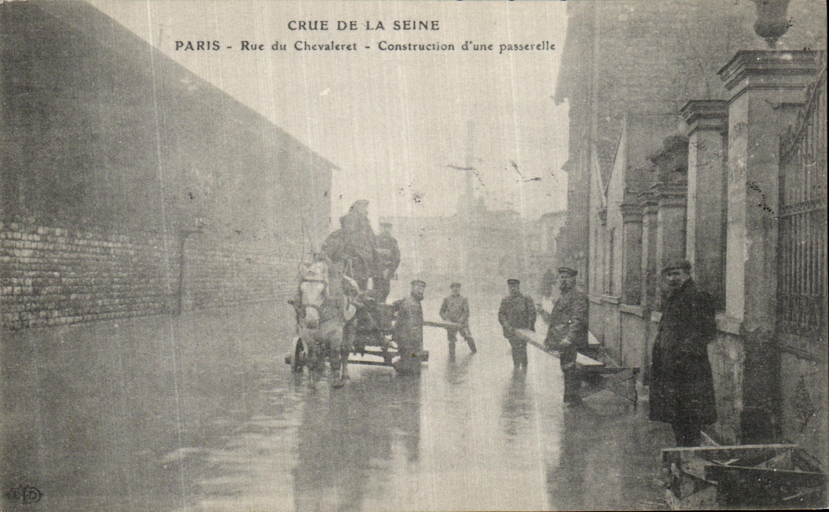 Crue de la Seine — Construction d'une passerelle — Paris, Rue du Chevaleret