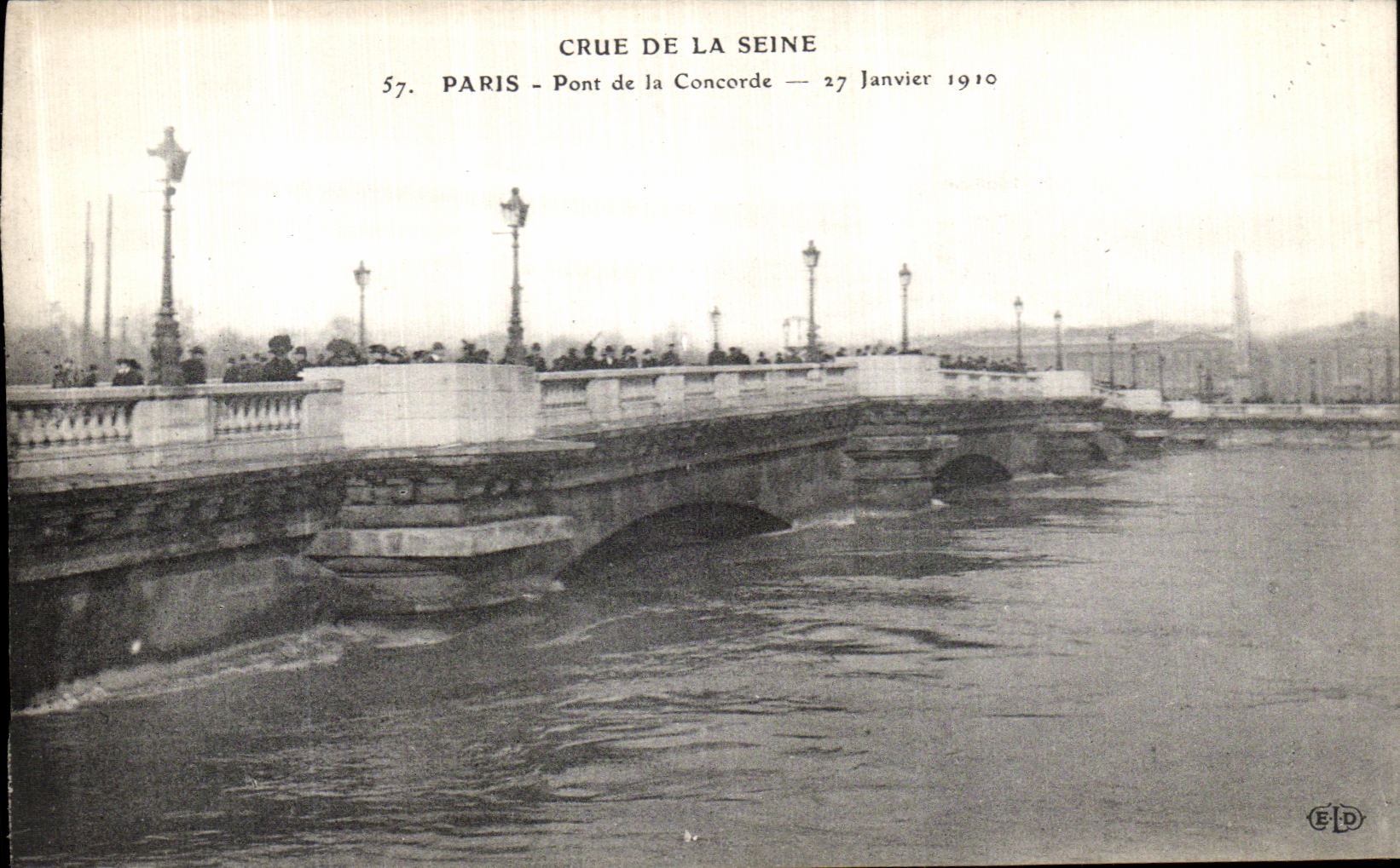 CPA Crue De La Seine Paris Pont De la Concorde