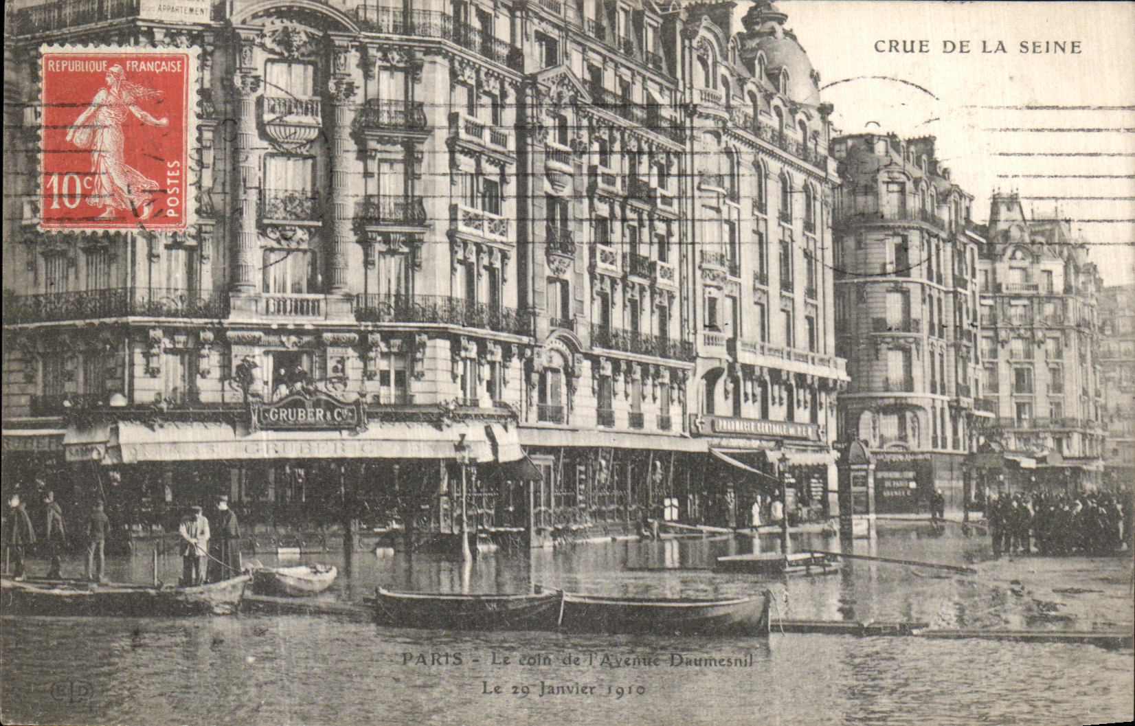 CPA Crue De La Seine Paris le coin de l avenue Daumesnil Hotel Gruber