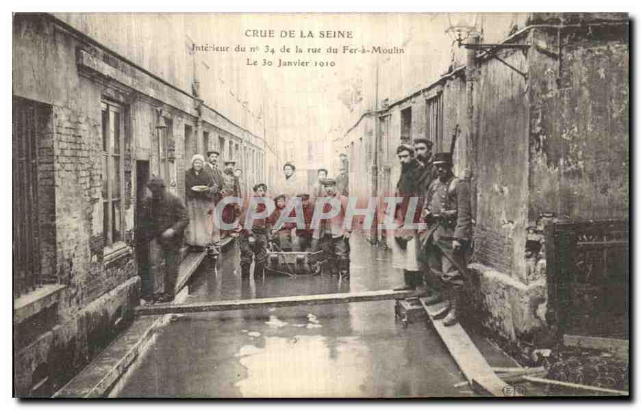 Crue de la Seine — Intérieur du n°34 de la rue du Fer-à-Moulin — Le 30 Janvier 1910