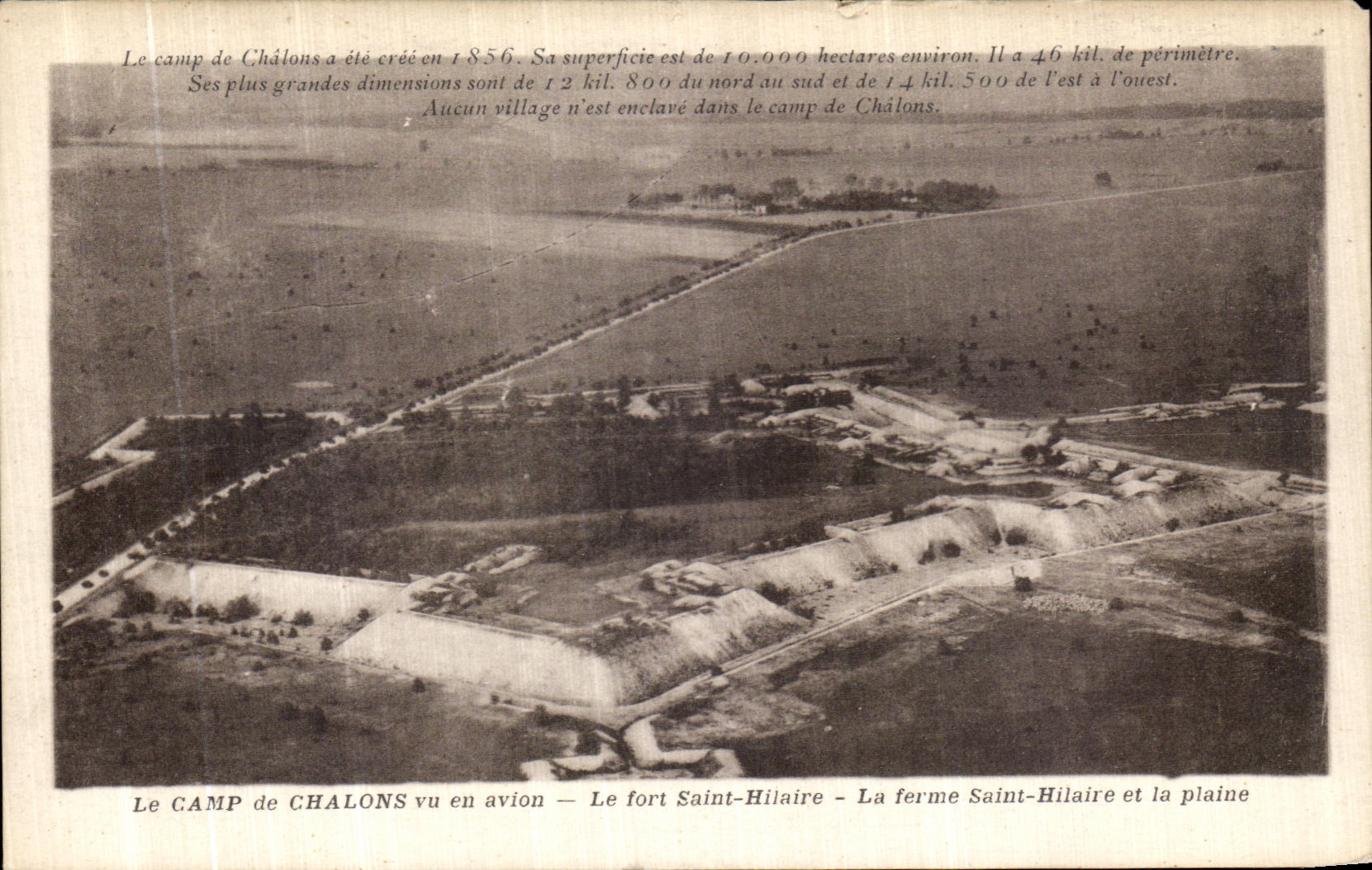 Le camp de Châlons vu en avion — Le fort Saint-Hilaire — La ferme Saint-Hilaire et la plaine