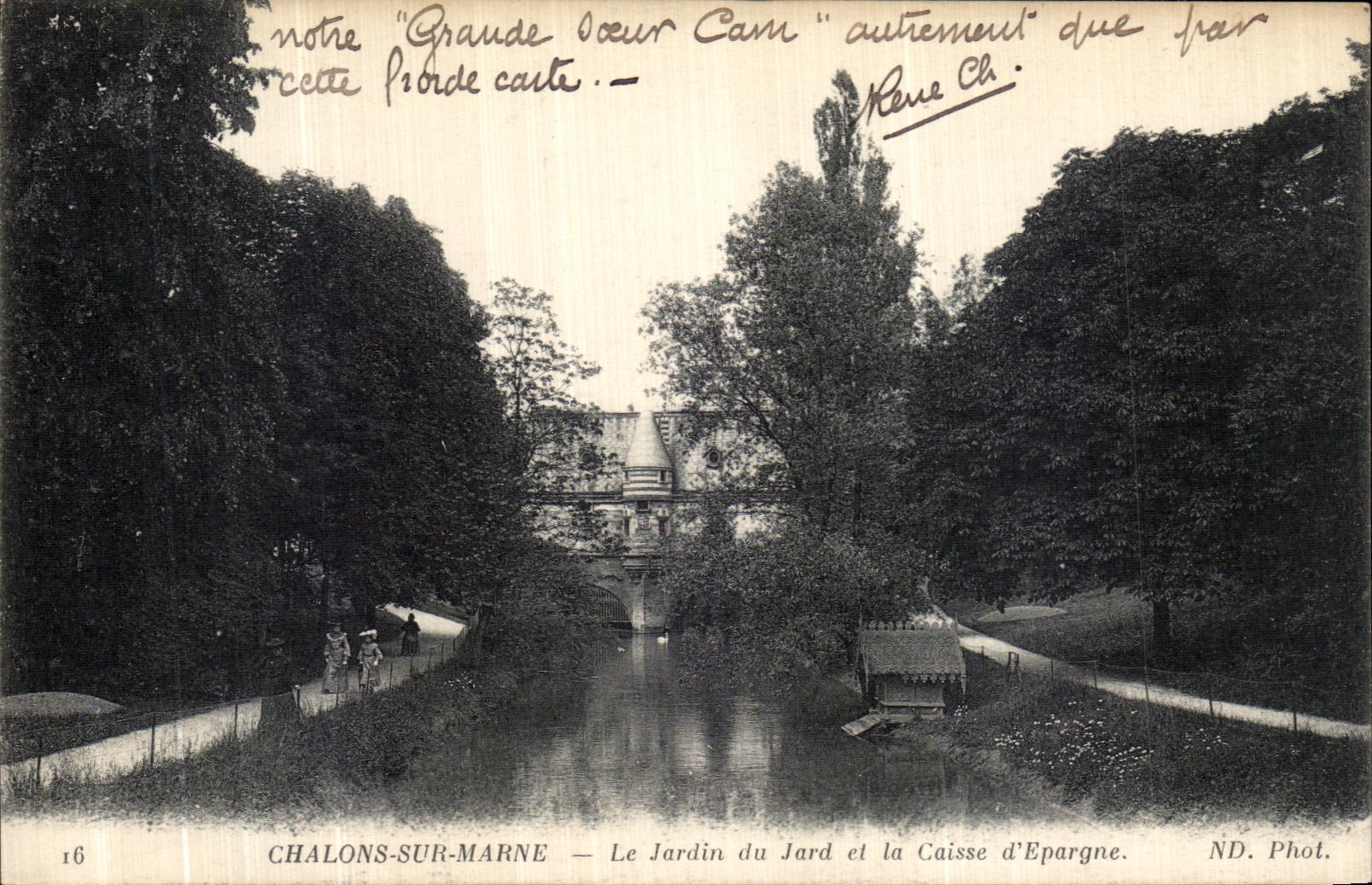 CPA Chalons Sur Marne Le Jardin du Jard et la Caisse d Epargne