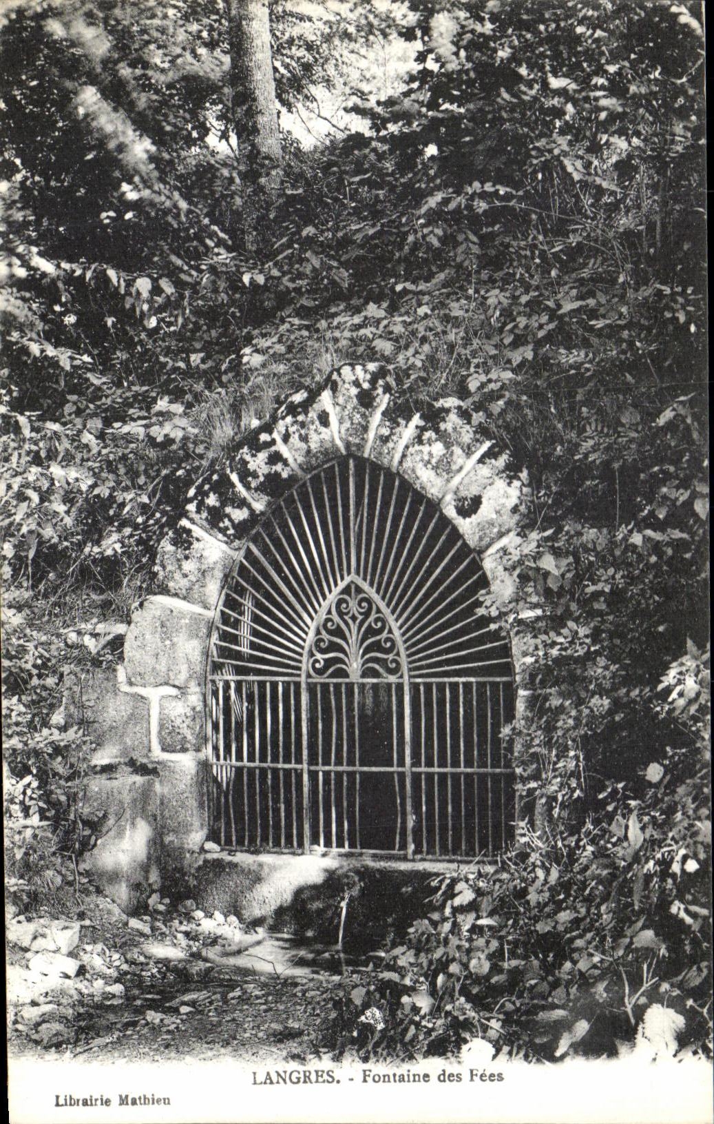 CPA Langres Fontaine des Fees