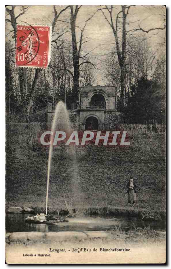CPA Langres Jet d Eau de Blanchefontaine
