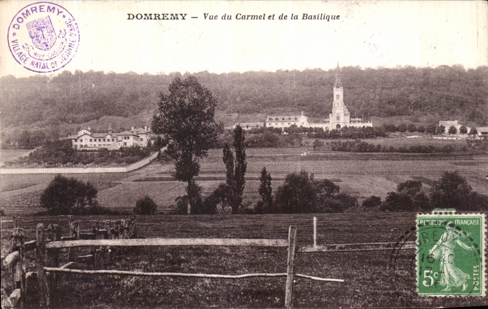 CPA Domremy Vue du Carmel et la Basilique