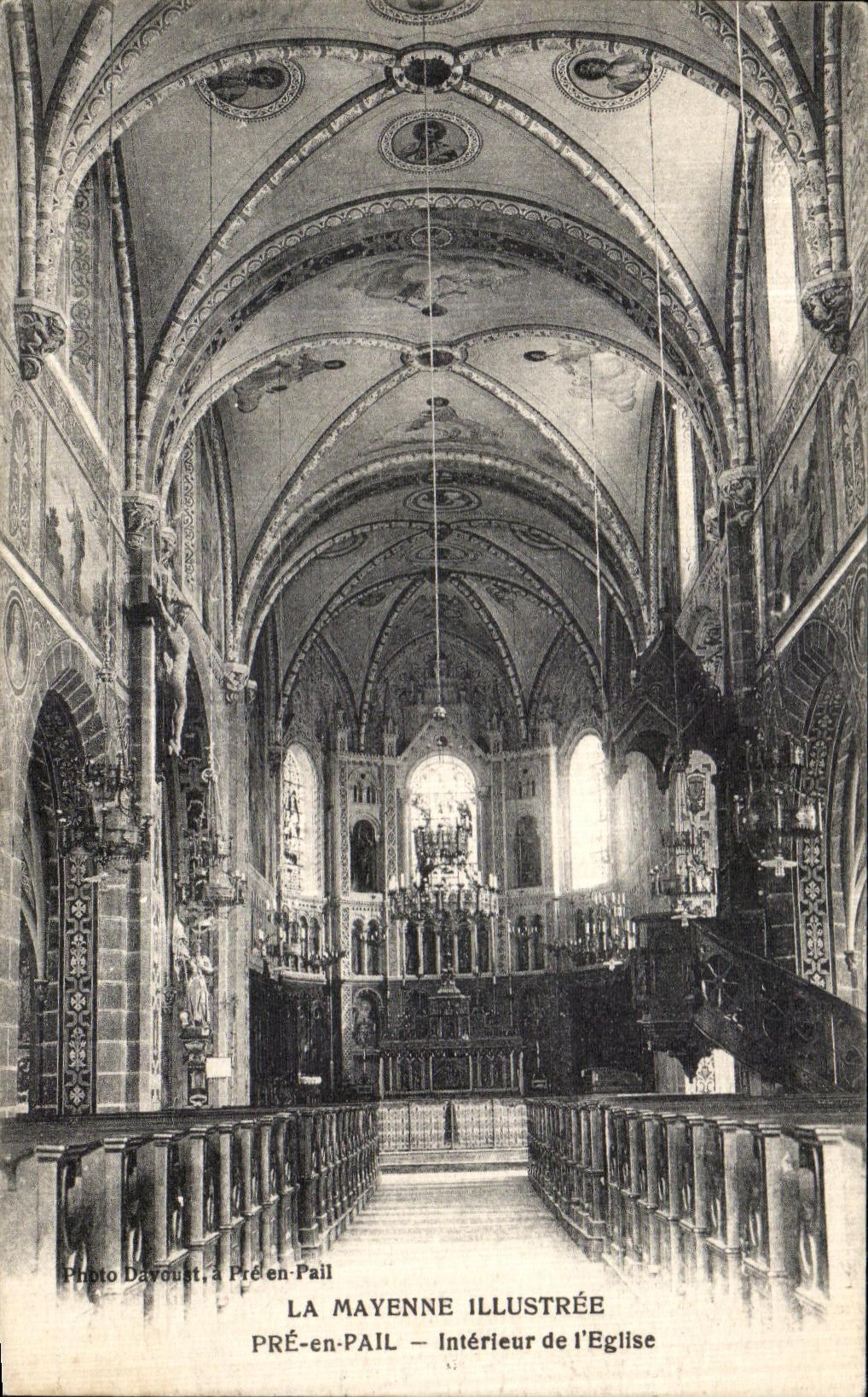 CPA Pre en Pail Interieur de L Eglise
