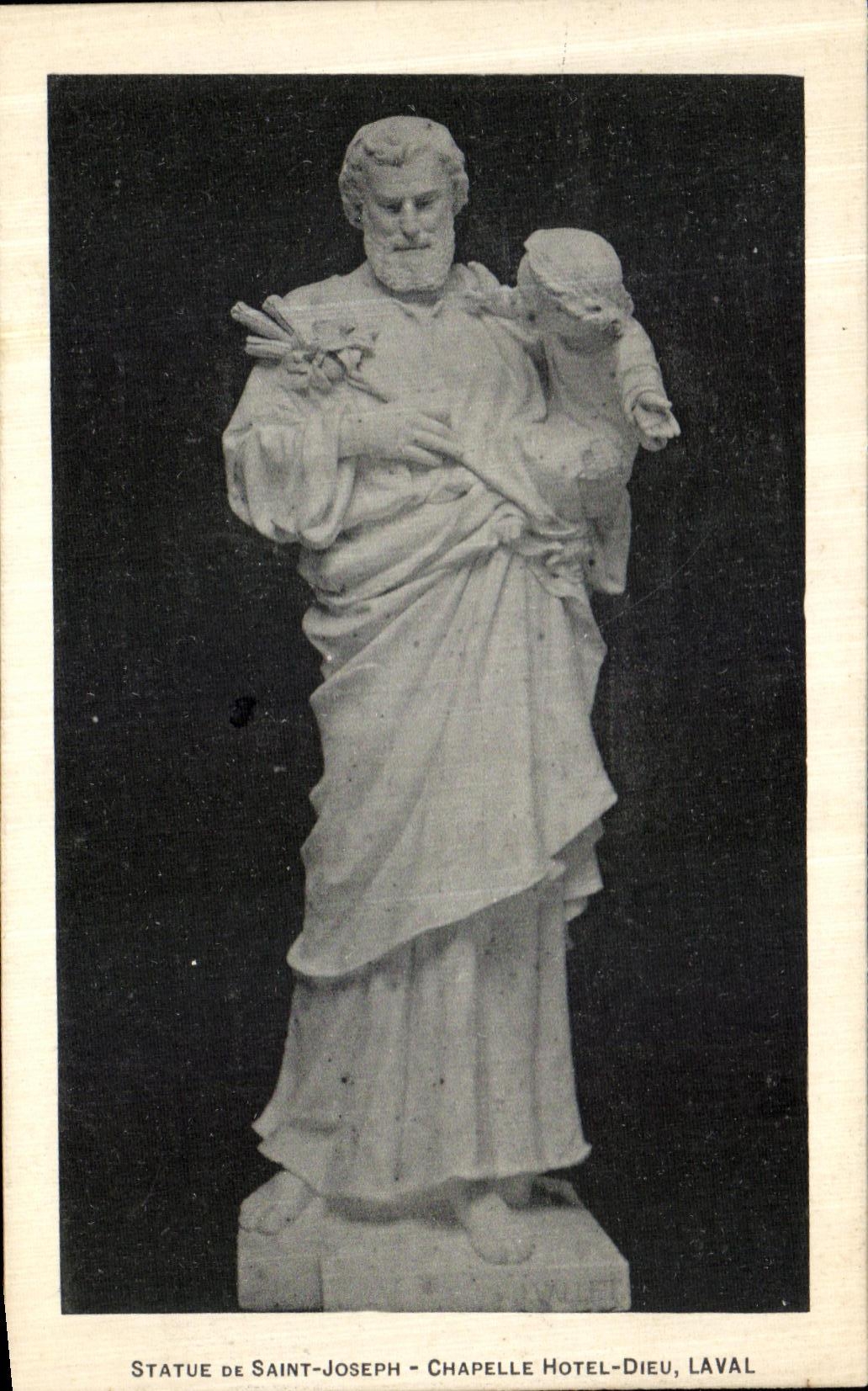 CPA Statue de Saint Joseph Chapelle Hotel Dieu Laval