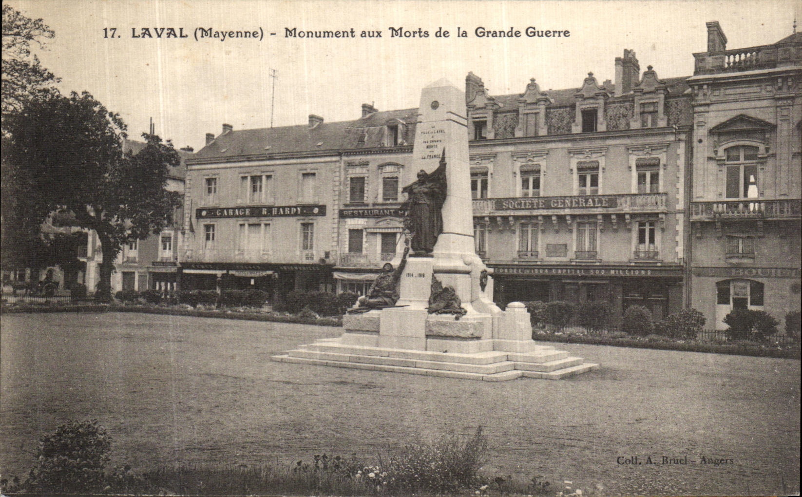 Laval (Mayenne) - Monument aux Morts de la Grande Guerre — Coll. A. Bruel - Angers