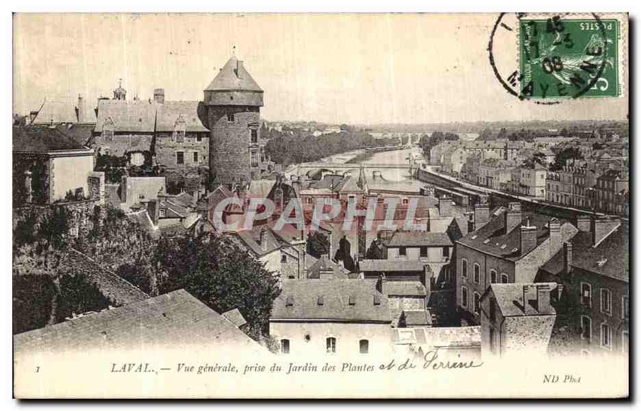 Laval — Vue générale, prise du Jardin des Plantes et de Terrène — ND Phot