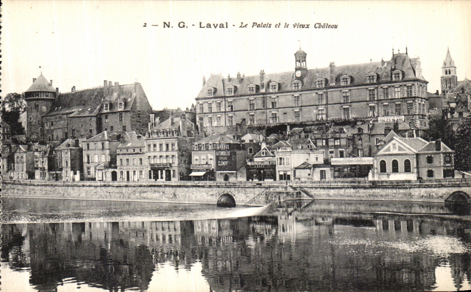 Laval - Le Palais et le vieux Château — N.G. — n°2