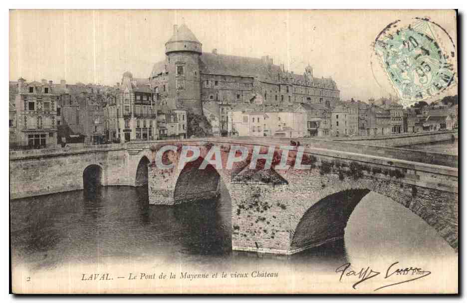 CPA Laval Le Pont de la Mayenne et le vieux Chateau
