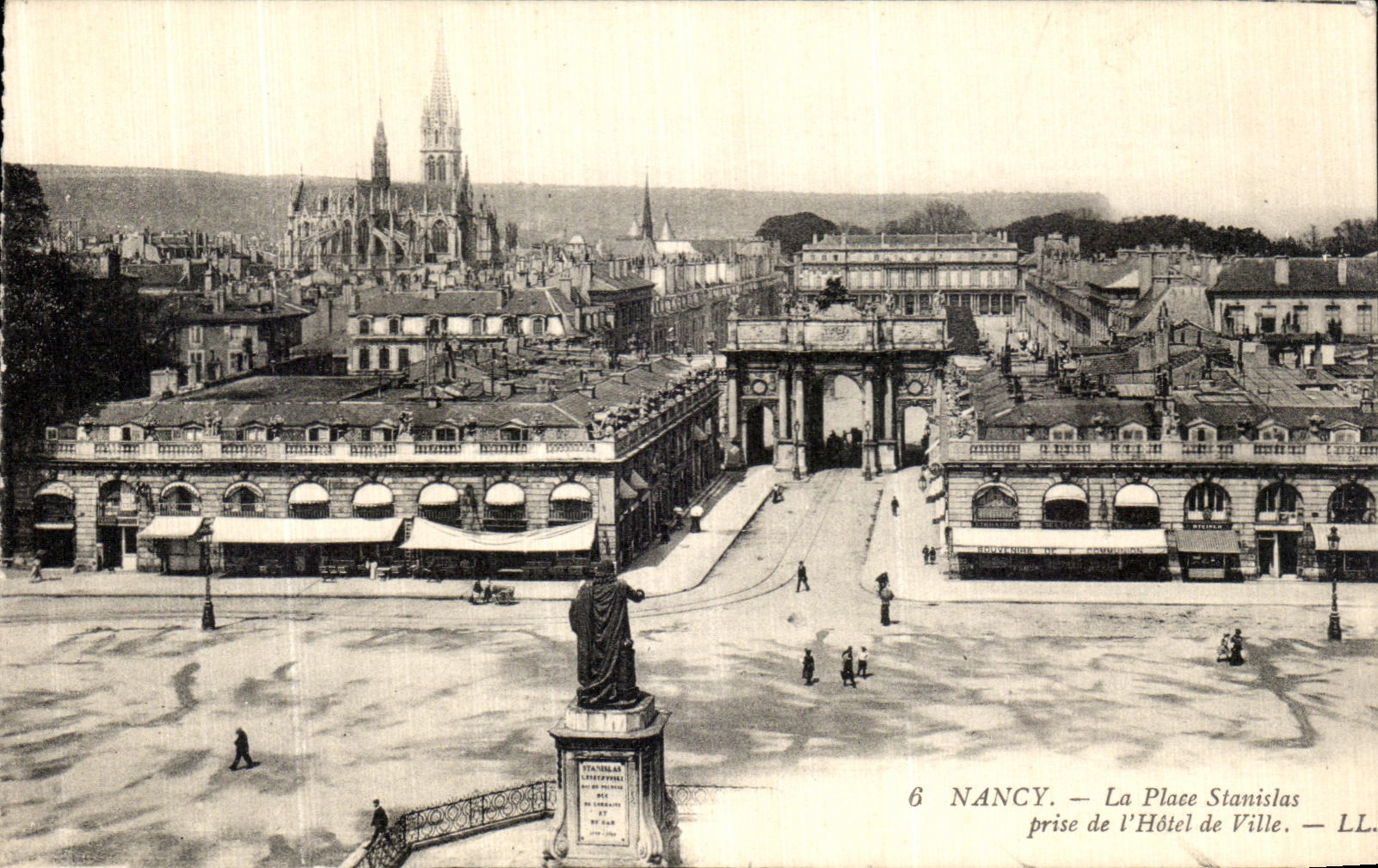 CPA Nancy Place Stanislas prise de l hotel de ville