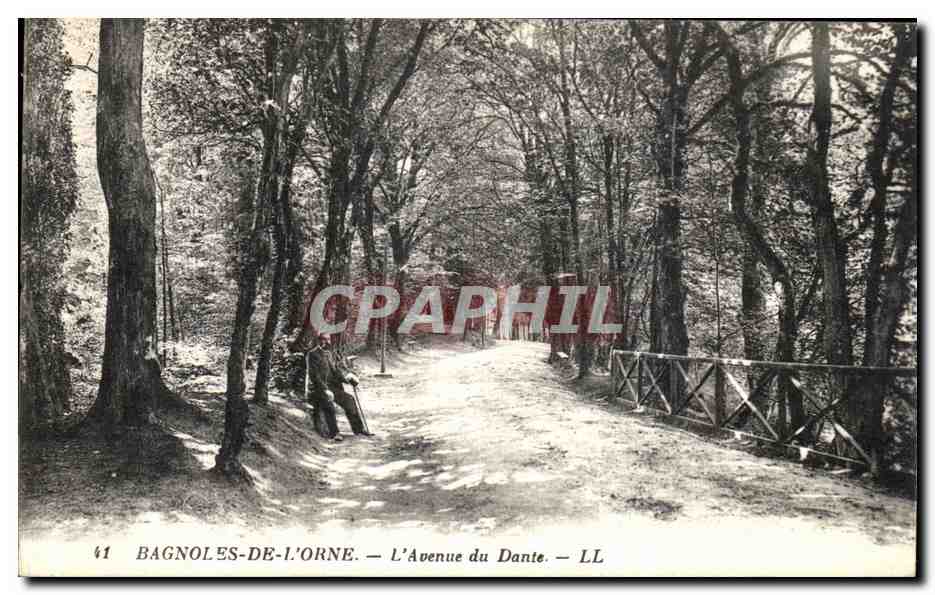 Bagnolles-de-l'Orne — L'Avenue du Dante — LL