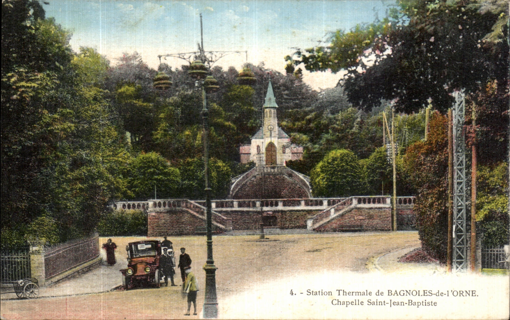 CPA Station Thermale de Bagnoles de L Orne Chapelle Saint Jean Baptiste 