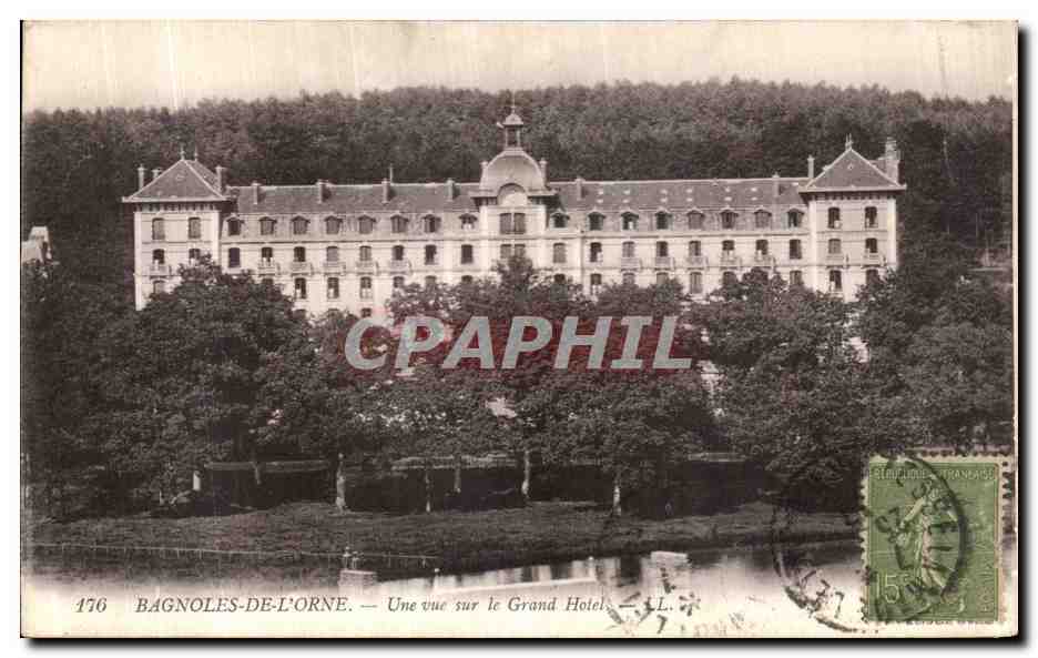 CPA Bagnoles de L Orne Une Vue Sur Le Grand Hotel