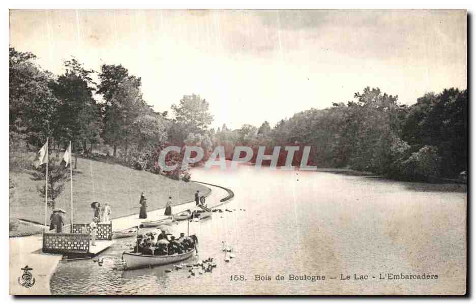 CPA Bois de Boulogne Le Lac L Embarcadere