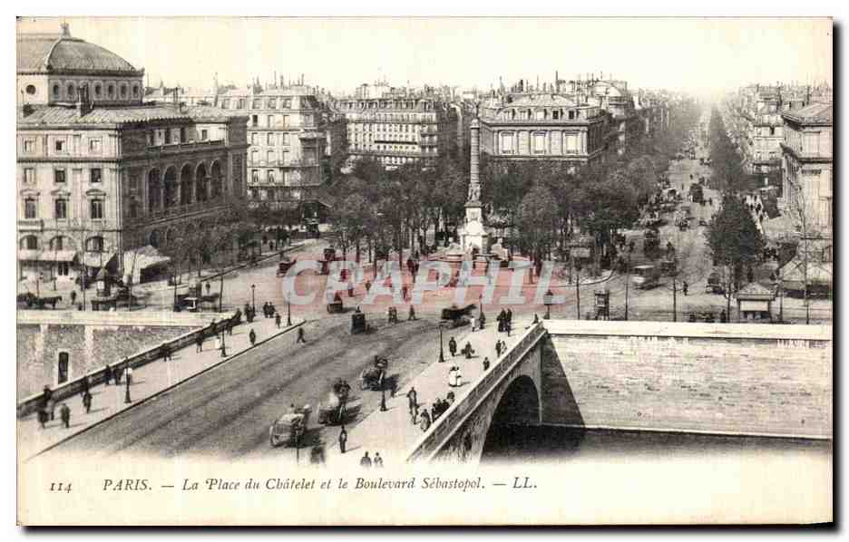 CPA Paris La Place du Chatelet et le Boulevard Sebastopol