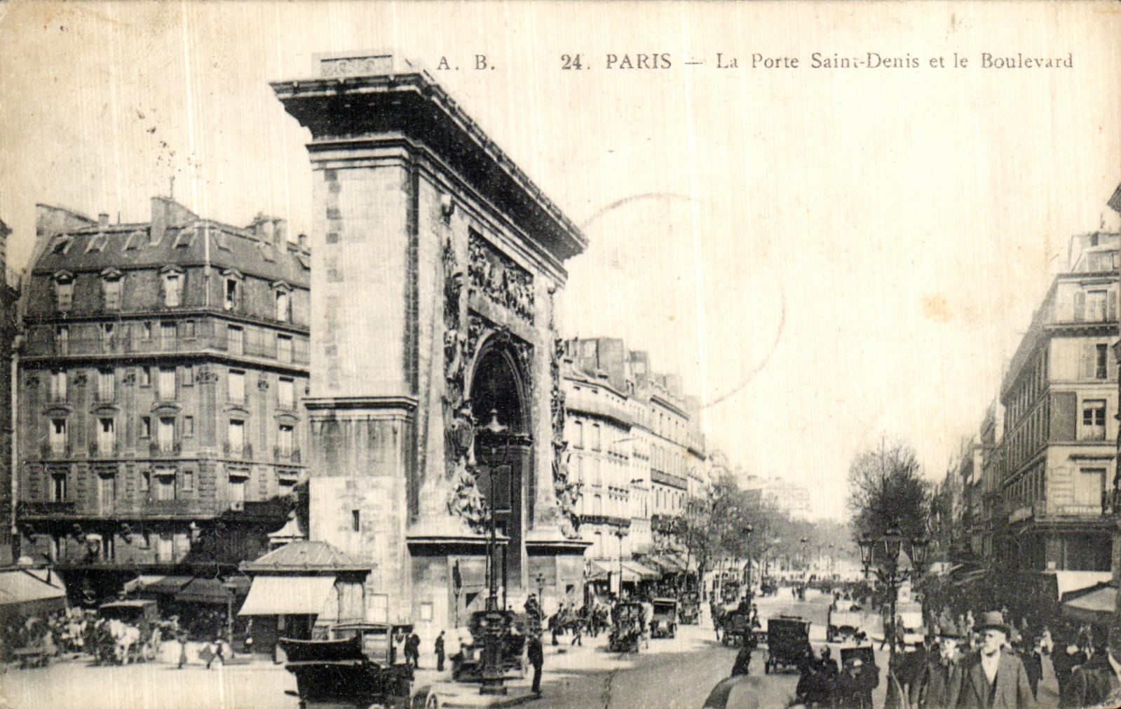 CPA Paris La Porte Saint Denis et le boulevard
