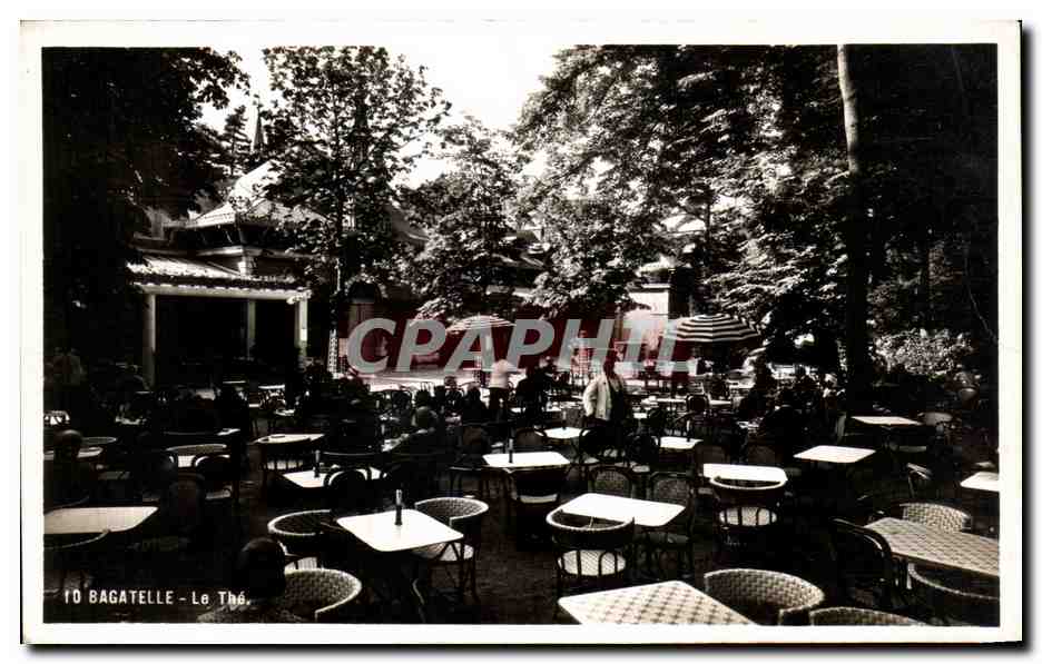 CPA Paris Bagatelle Le the