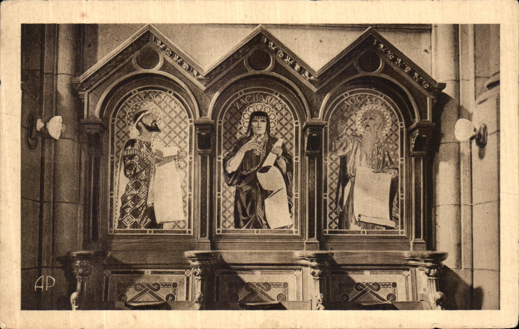 CPA Paris Sacre Coeur de Montmartre Details des Stalles du Choeur