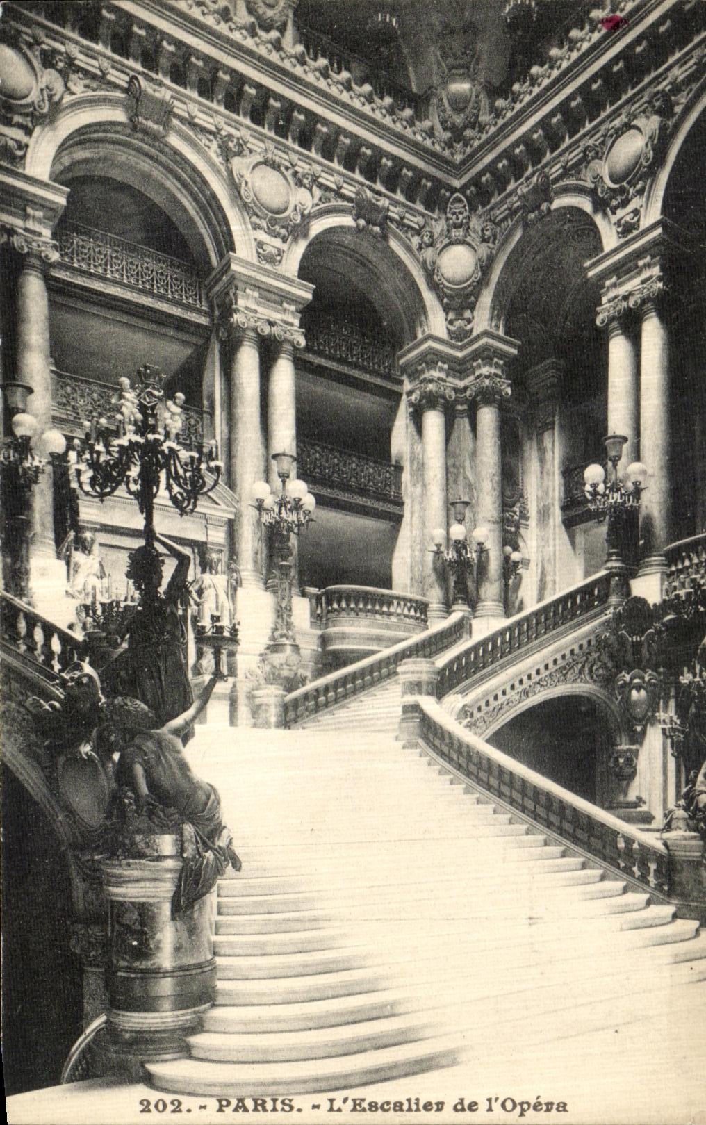 CPA Paris L Escalier de l Opera