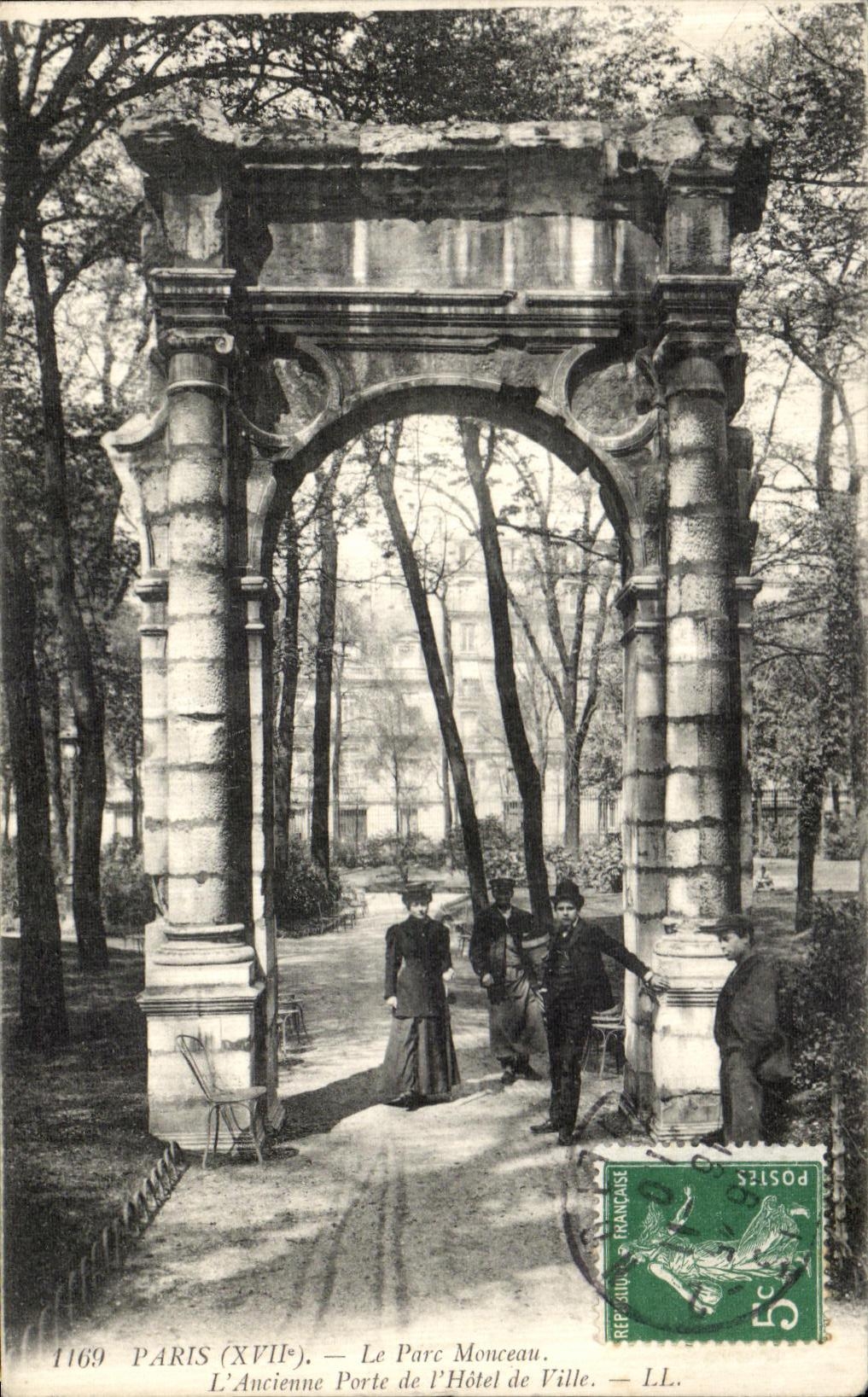 CPA Paris La Parc Monceau L Ancienne Porte de L Hotel de Ville