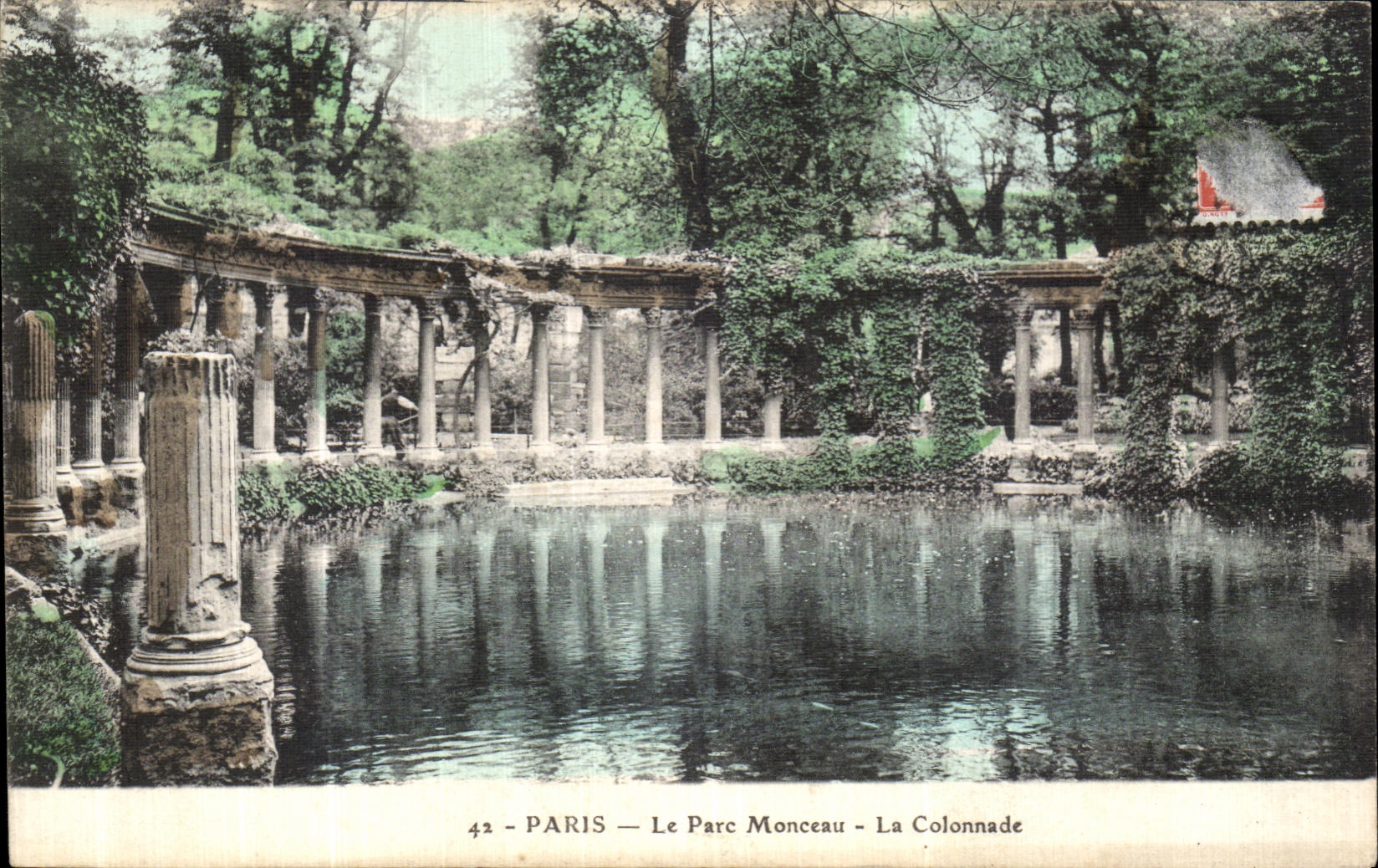 CPA Paris Le Parc Monceau La Colonnade